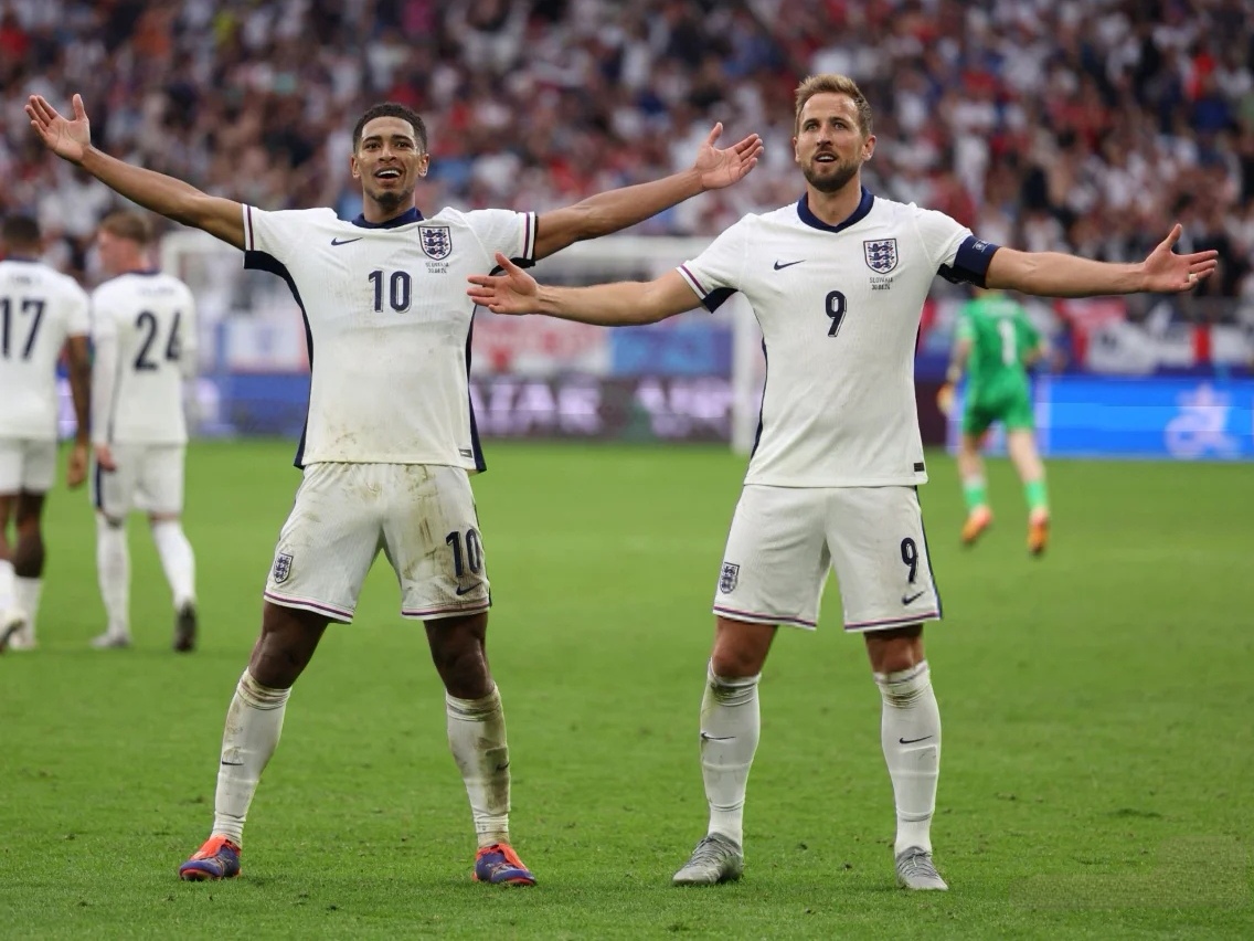 开云体育官网-英格兰队碾压德国队，波尔统治全场