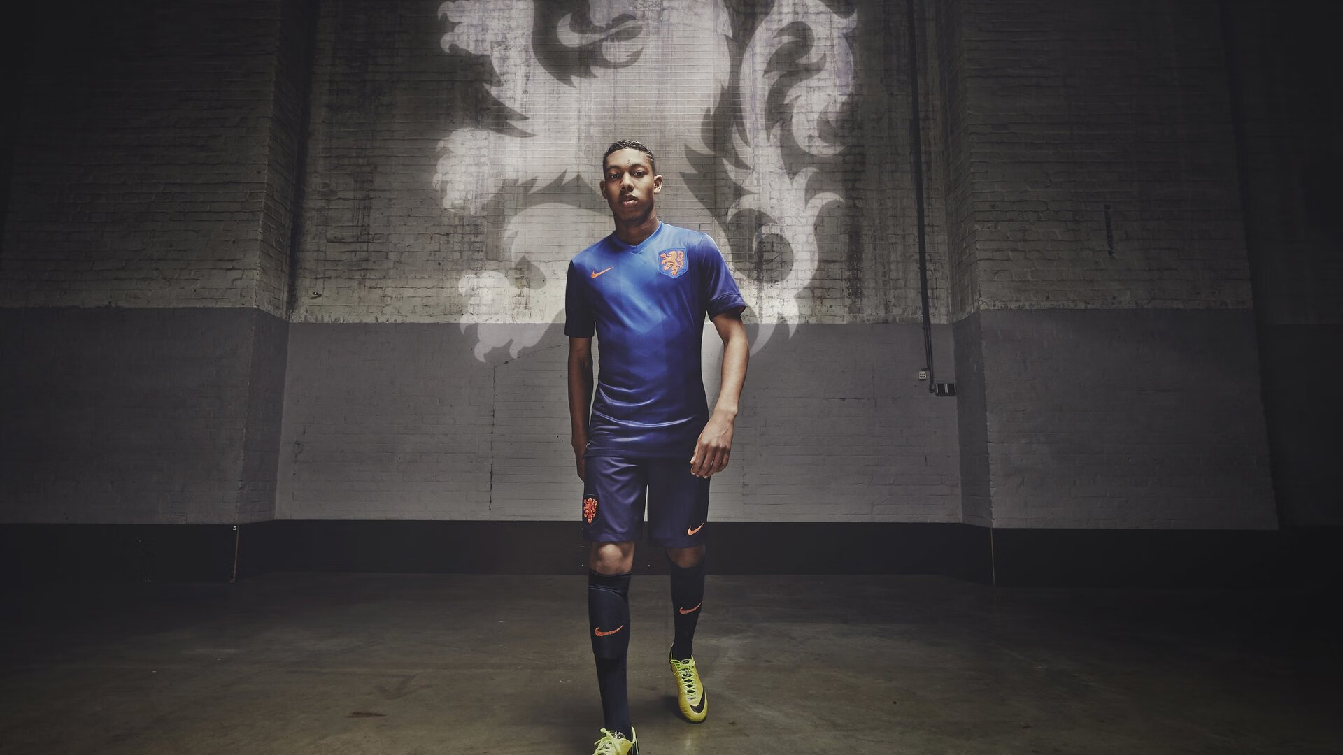 开云体育2026-跨界速胜学，从安哥拉到F1赛道，哈弗茨的接管启示录