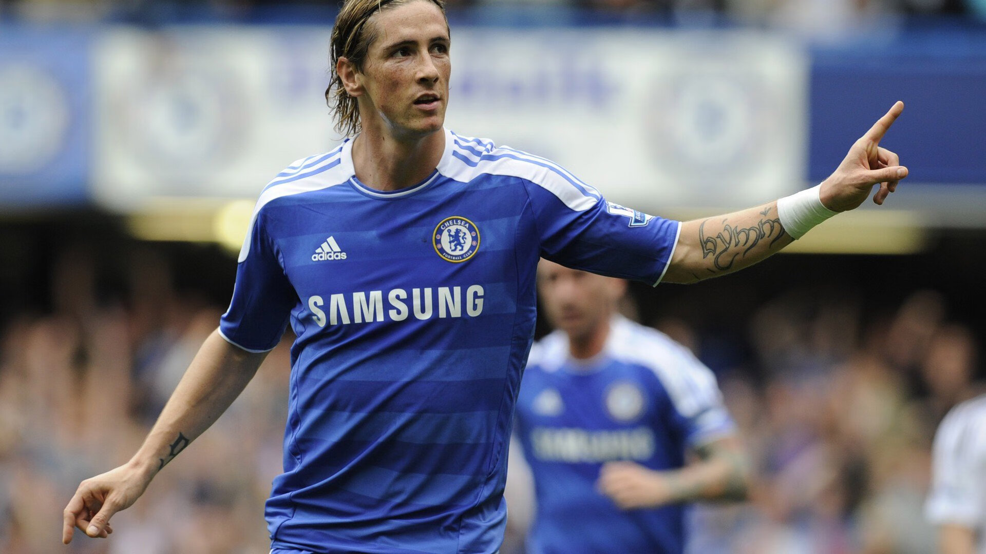 开云体育平台APP-赛道与球场，当F1争冠悬念遇上浙江队绝杀雄鹿  第2张